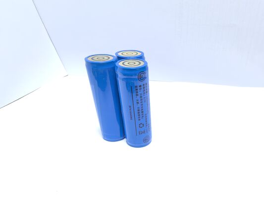 18500 3.7V Battery 1900mAh, Li-ion Rechargeable for High Power Flashlight