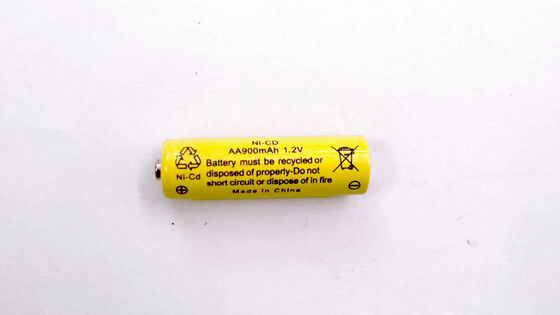 NiCD 1.2V AA900mAh Rechargeable Flashlight Battery High Cap Long Cycle Life