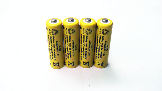 NiCD 1.2V AA900mAh Rechargeable Flashlight Battery High Cap Long Cycle Life